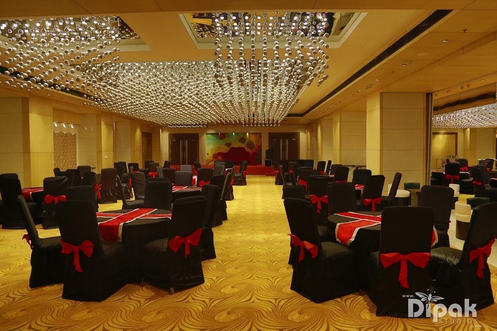 Hotel Delite Grand Faridabad Luaran gambar
