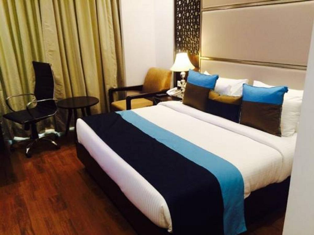 Hotel Delite Grand Faridabad Luaran gambar