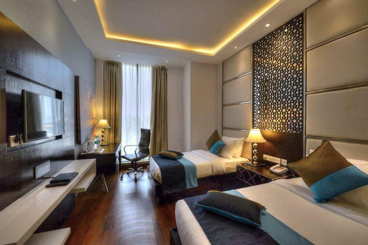 Hotel Delite Grand Faridabad Luaran gambar